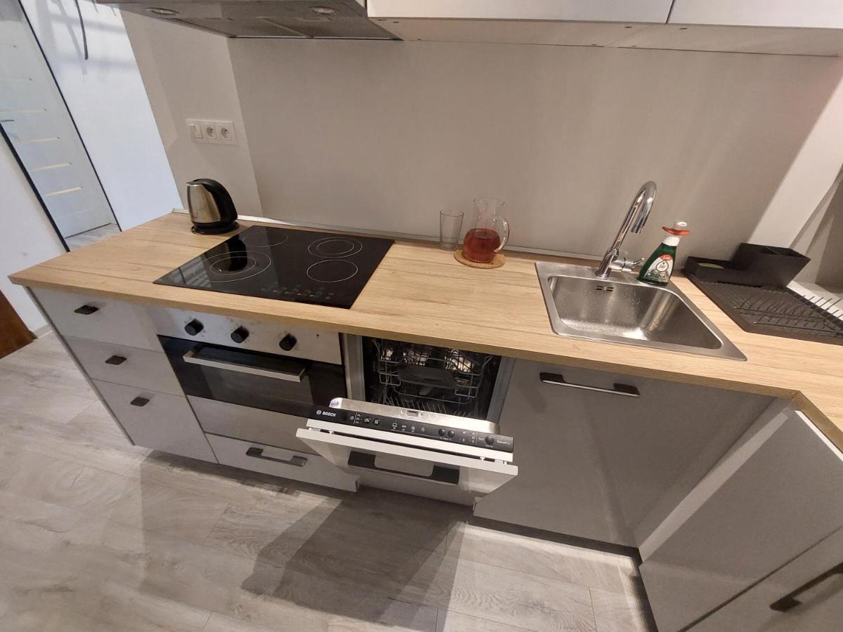 Апартаменти Utulny Apartman S Balkonom Братислава Екстер'єр фото