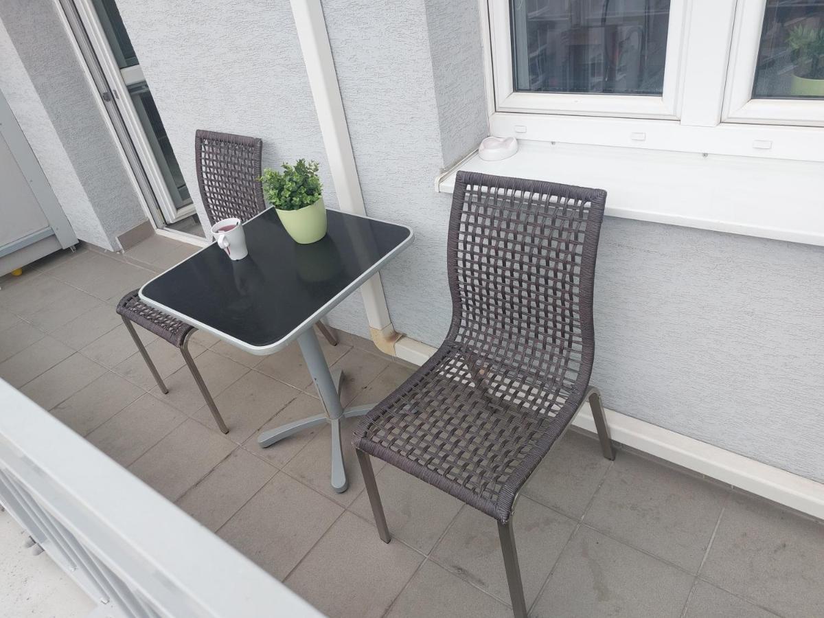 Апартаменти Utulny Apartman S Balkonom Братислава Екстер'єр фото